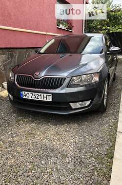 Лифтбек Skoda Octavia 2015 в Мукачево