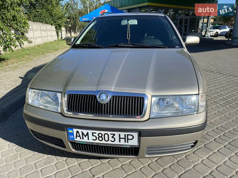 Универсал Skoda Octavia 2006 в Коростене