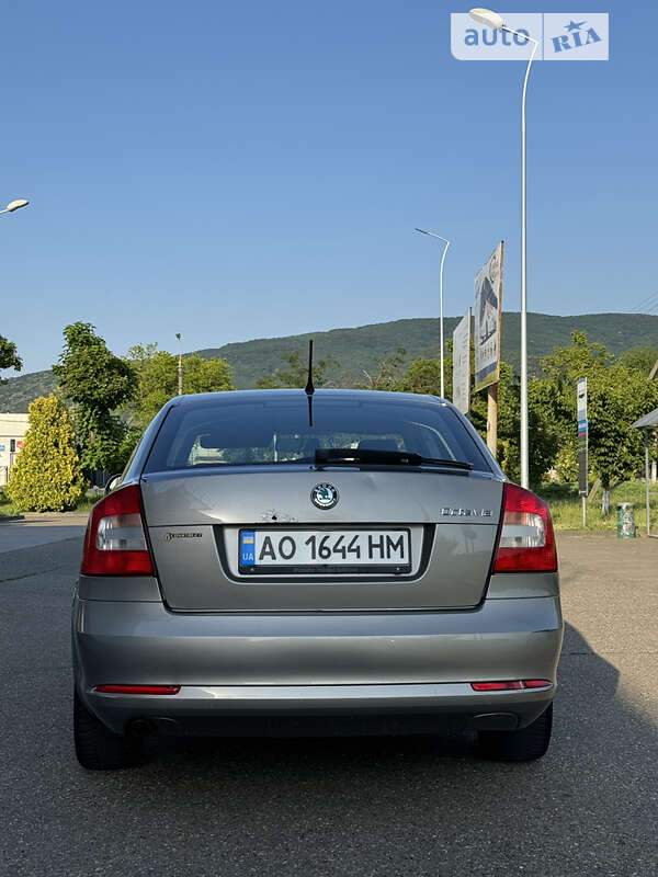 Лифтбек Skoda Octavia 2011 в Виноградове фото 4 Лифтбек Skoda Octavia 2011 в Виноградове
