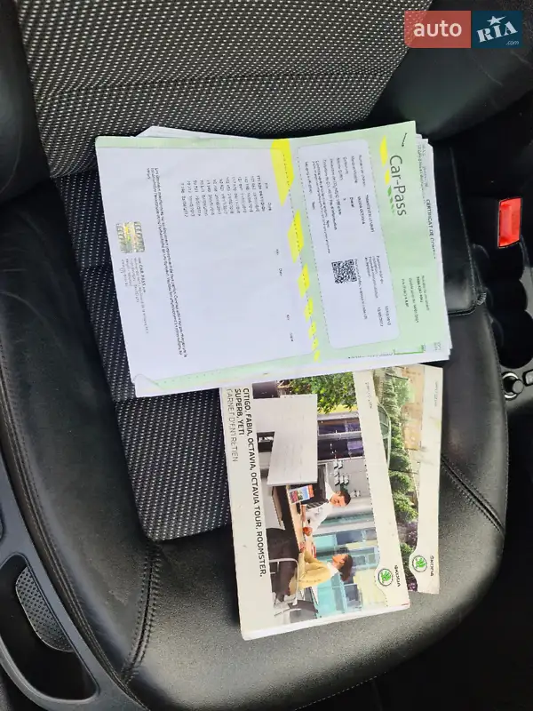 Універсал Skoda Octavia 2012 в Острозі документ