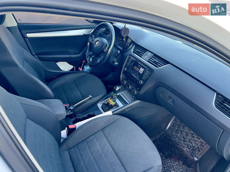 Універсал Skoda Octavia 2014 в Ужгороді фото 12 Універсал Skoda Octavia 2014 в Ужгороді
