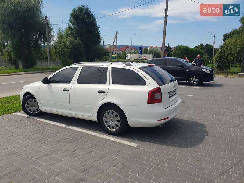 Універсал Skoda Octavia 2010 в Трускавці