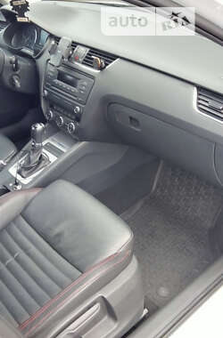 Лифтбек Skoda Octavia 2014 в 