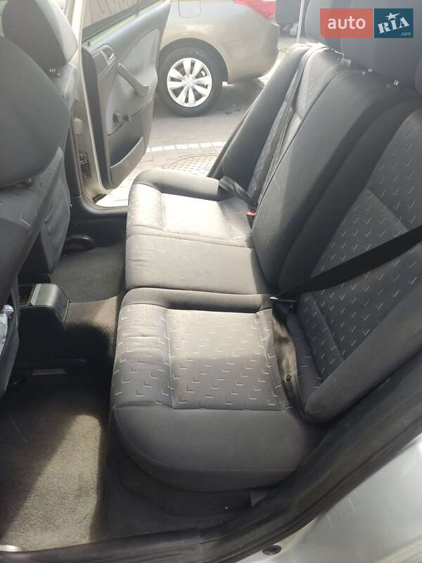 Ліфтбек Skoda Octavia 2005 в Кременчуці