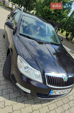 Универсал Skoda Octavia 2012 в Стрые