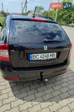 Универсал Skoda Octavia 2012 в Стрые