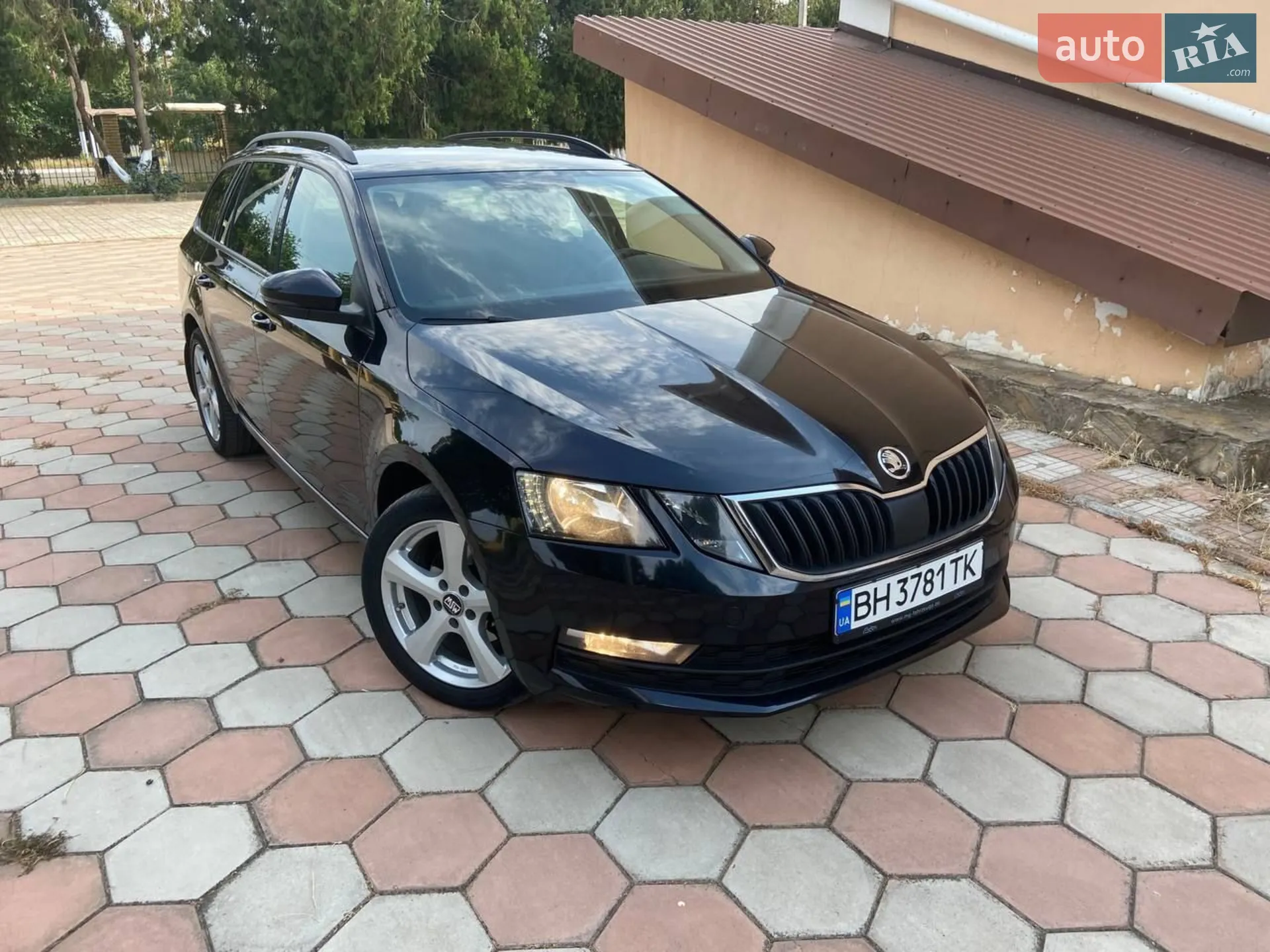 2017 Skoda Octavia - мініатюра 2
