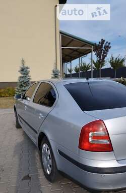 Лифтбек Skoda Octavia 2008 в Ковеле