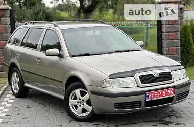 Универсал Skoda Octavia 2010 в Луцке