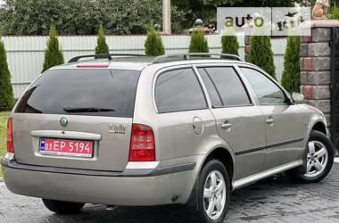 Універсал Skoda Octavia 2010 в Луцьку