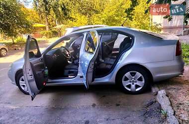 Ліфтбек Skoda Octavia 2010 в 