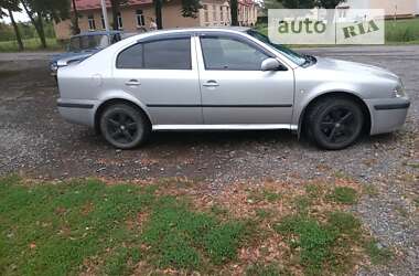 Лифтбек Skoda Octavia 2003 в Ужгороде