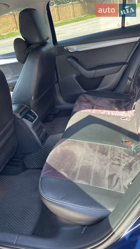Ліфтбек Skoda Octavia 2016 в Хмільнику