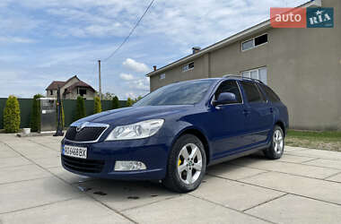 Універсал Skoda Octavia 2012 в 