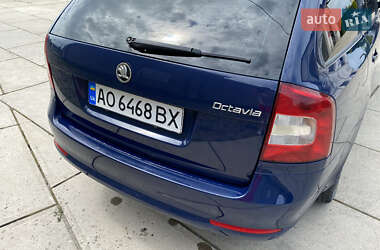 Універсал Skoda Octavia 2012 в 