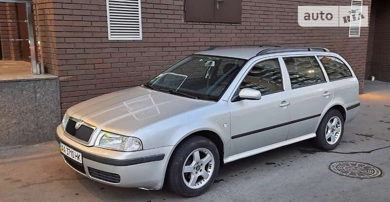 Універсал Skoda Octavia 2004 в Києві