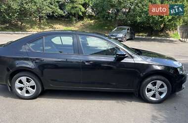 Лифтбек Skoda Octavia 2013 в 