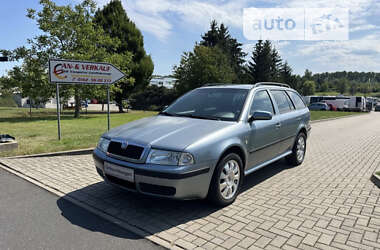 Універсал Skoda Octavia 2004 в Гайвороні