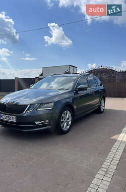 Универсал Skoda Octavia 2019 в Львове