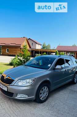 Универсал Skoda Octavia 2011 в Новгород-Северском