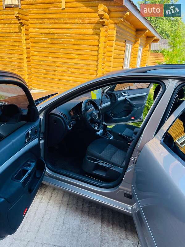 Універсал Skoda Octavia 2011 в Новгород-Сіверському