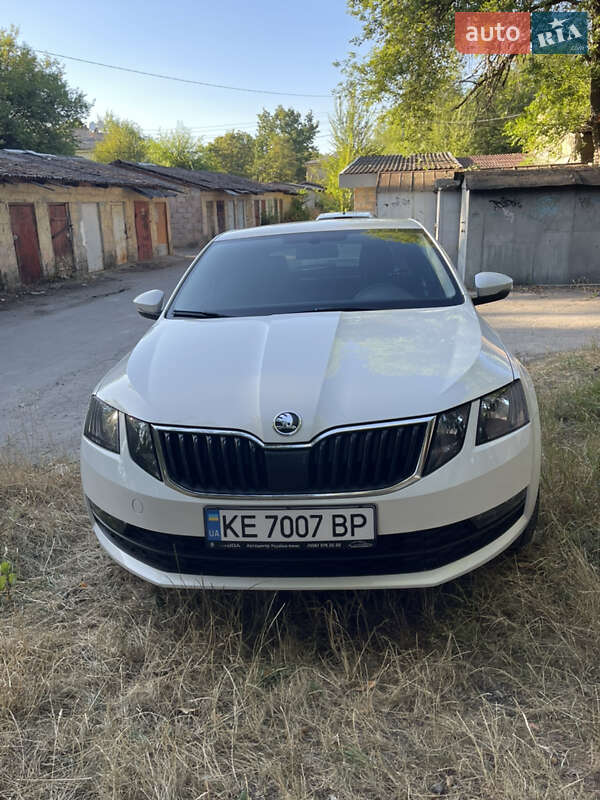 Ліфтбек Skoda Octavia 2017 в Жовтих Водах