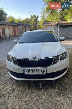 Ліфтбек Skoda Octavia 2017 в Жовтих Водах