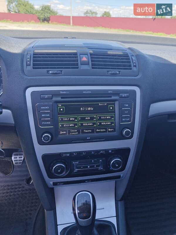 Універсал Skoda Octavia 2011 в Житомирі