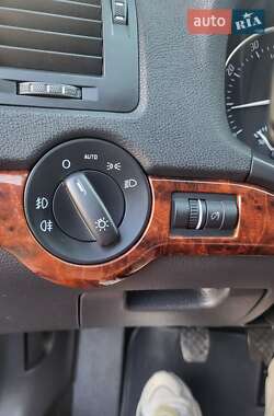 Універсал Skoda Octavia 2010 в 