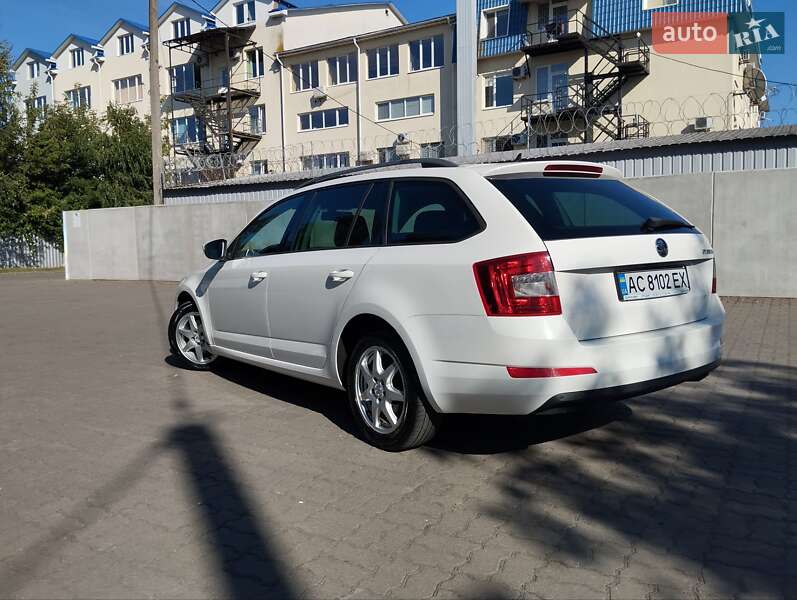 Універсал Skoda Octavia 2016 в Луцьку