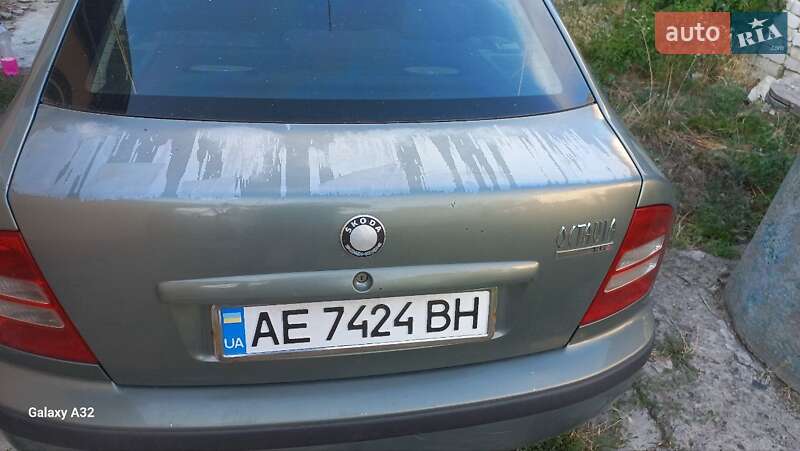Ліфтбек Skoda Octavia 2003 в Дніпрі