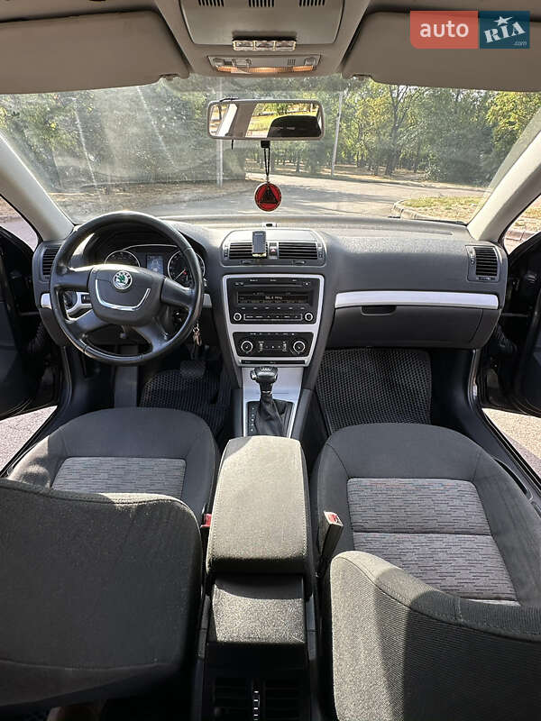 Универсал Skoda Octavia 2010 в Кривом Роге