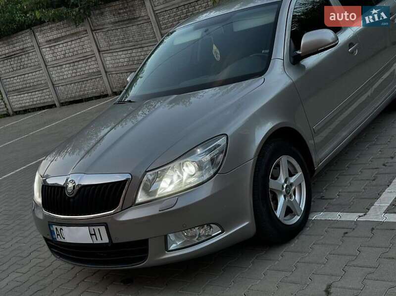 Лифтбек Skoda Octavia 2010 в Ужгороде