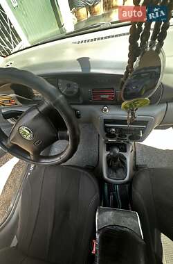 Лифтбек Skoda Octavia 2001 в 