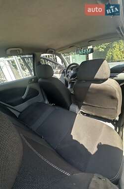 Лифтбек Skoda Octavia 2001 в 