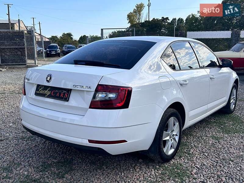 Лифтбек Skoda Octavia 2017 в Одессе