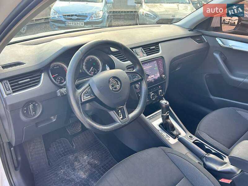 Лифтбек Skoda Octavia 2017 в Одессе