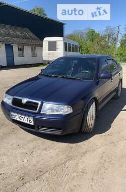 Лифтбек Skoda Octavia 2000 в Львове