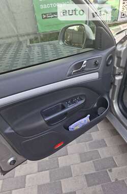 Лифтбек Skoda Octavia 2012 в 