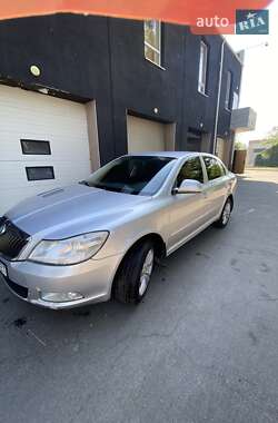 Лифтбек Skoda Octavia 2012 в 