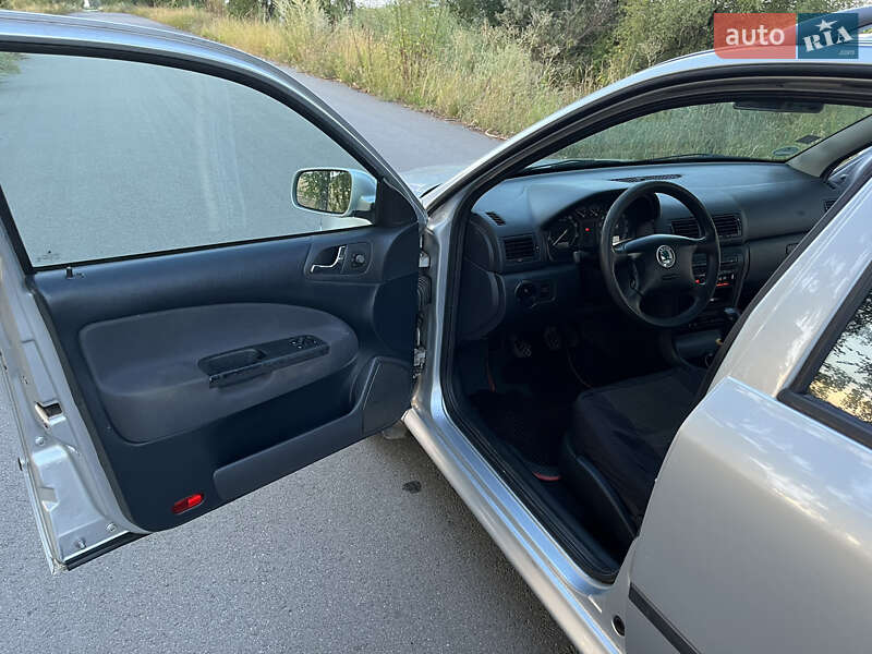 Універсал Skoda Octavia 2008 в Золотоноші