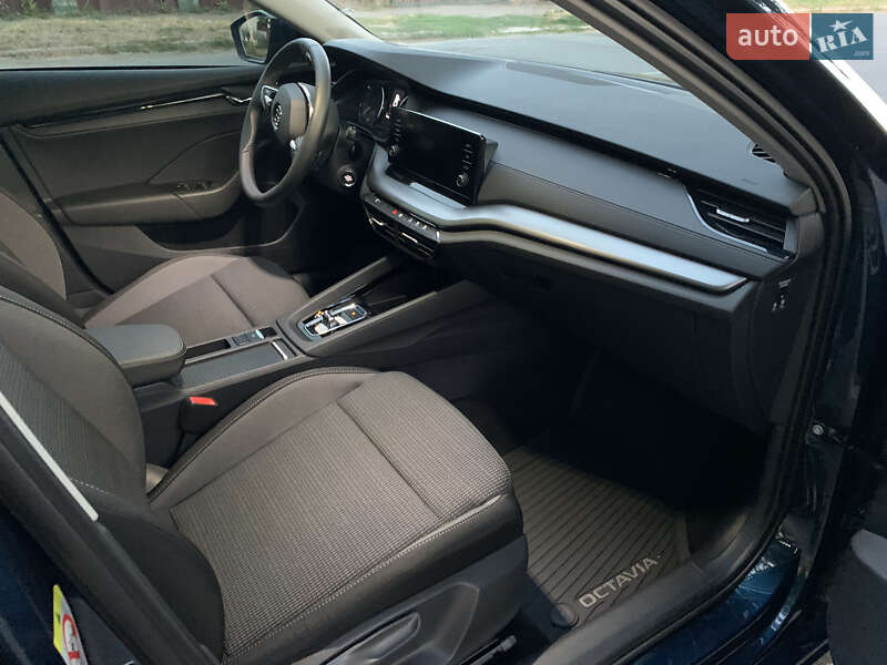 Лифтбек Skoda Octavia 2023 в Кобеляках фото 27 Лифтбек Skoda Octavia 2023 в Кобеляках