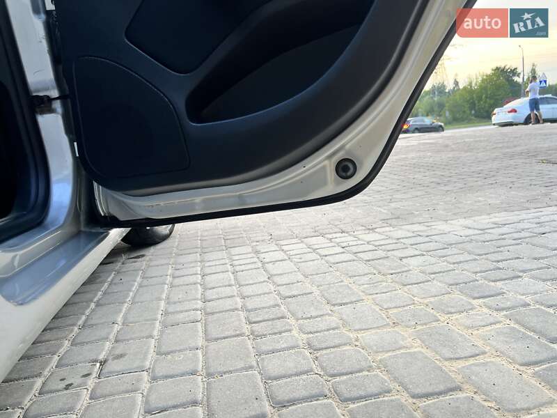 Универсал Skoda Octavia 2006 в Львове