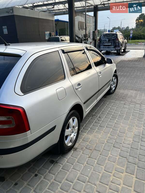 Универсал Skoda Octavia 2006 в Львове