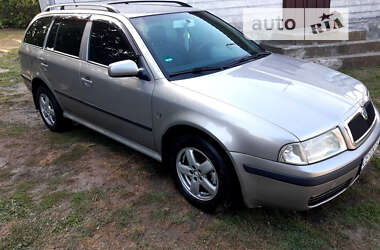 Универсал Skoda Octavia 2008 в Сторожинце