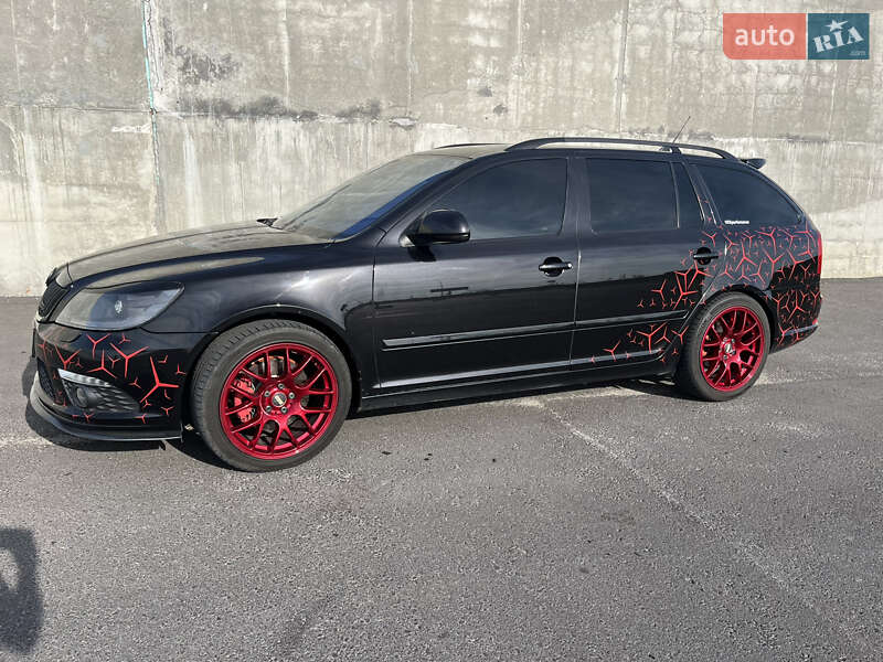 Универсал Skoda Octavia 2010 в 