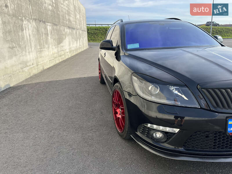 Универсал Skoda Octavia 2010 в Львове