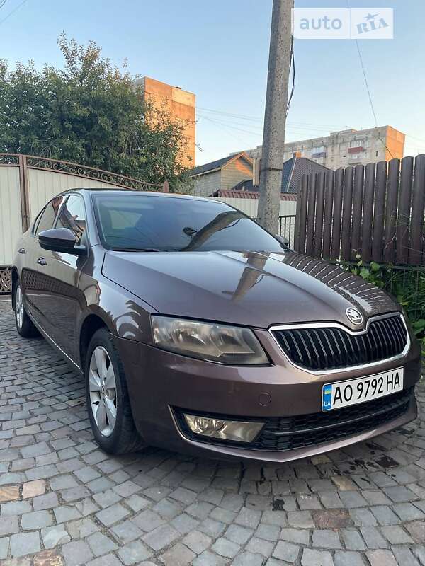 Лифтбек Skoda Octavia 2013 в Мукачево