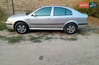Лифтбек Skoda Octavia 2004 в 