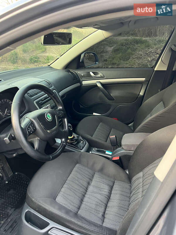 Ліфтбек Skoda Octavia 2012 в Краматорську
